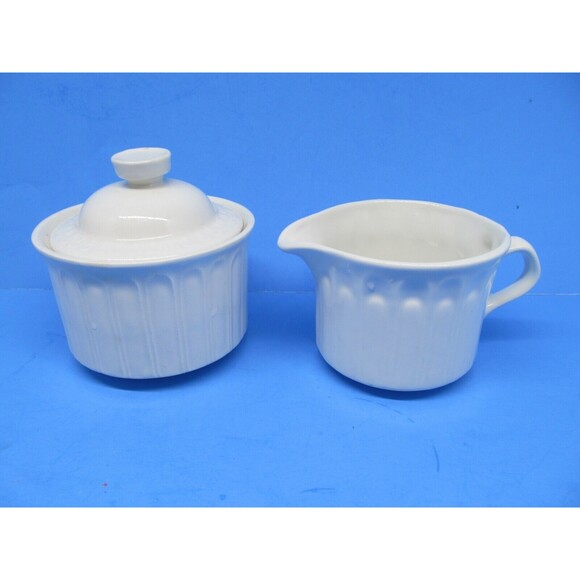 Santa Clara Alegre Arita White Ironstone Sugar Bowl And Creamer Set - Picture 1 of 6